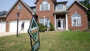 Mortgage rates tick slightly higher amid Iran, inflation uncertainty