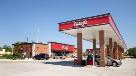 Beloved gas station pizza chain CEO reveals 400-store expansion plan as food business booms