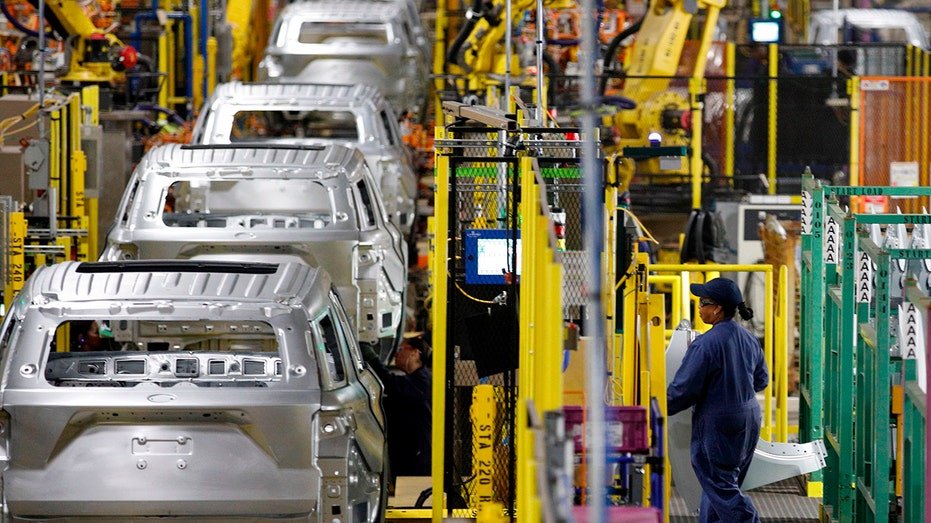 US-ECONOMY-TRANSPORT-MANUFACTURING-AUTOMOBILE-FORD