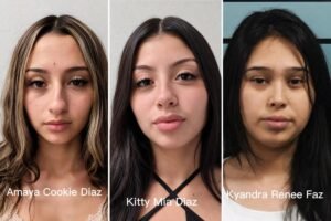 Smiling sisters Cookie and Kitty charged with butchering mom of 5 in vicious broad daylight attack Smiling sisters Cookie and Kitty charged with butchering mom of 5 in vicious broad daylight attack