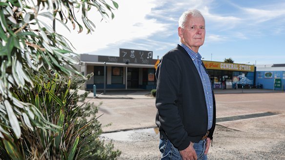 Sandy Point resident David Zohs said challenging the council’s decision will get the best outcome for the community.