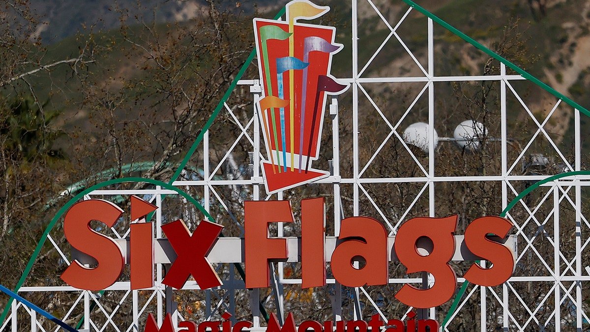 Six Flags