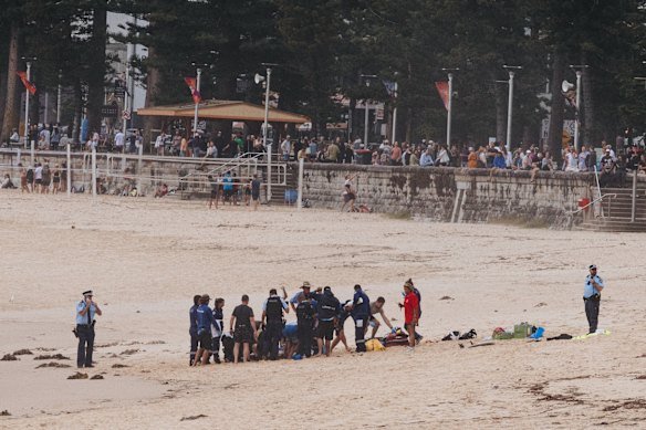 Surfers pulled Andre de Ruyter from the surf and used leg ropes as makeshift tourniquets.
