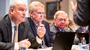 Alex Murdaugh’s lawyer vows to dismantle infamous kennel video as defense weighs another turn on the stand Alex Murdaugh’s lawyer vows to dismantle infamous kennel video as defense weighs another turn on the stand