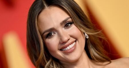 Jessica Alba Wore This Comfy Sandal All Over Rome — Get Her Exact Pair on Sale for Prime Day Jessica Alba Wore This Comfy Sandal All Over Rome — Get Her Exact Pair on Sale for Prime Day
