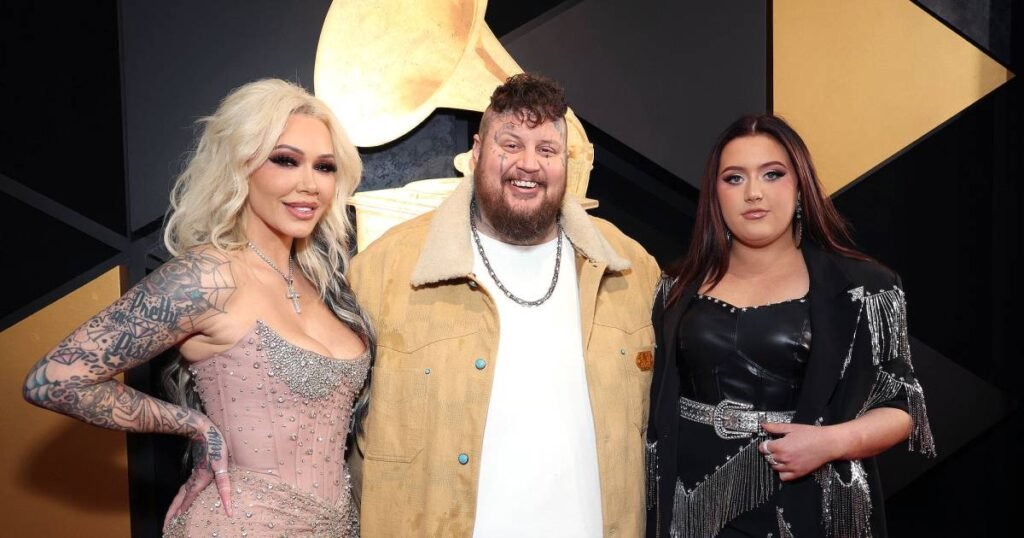 Jelly Roll’s Family Guide: Meet His Wife Bunnie Xo, Daughter Bailee Ann and Son Noah Buddy Jelly Roll’s Family Guide: Meet His Wife Bunnie Xo, Daughter Bailee Ann and Son Noah Buddy