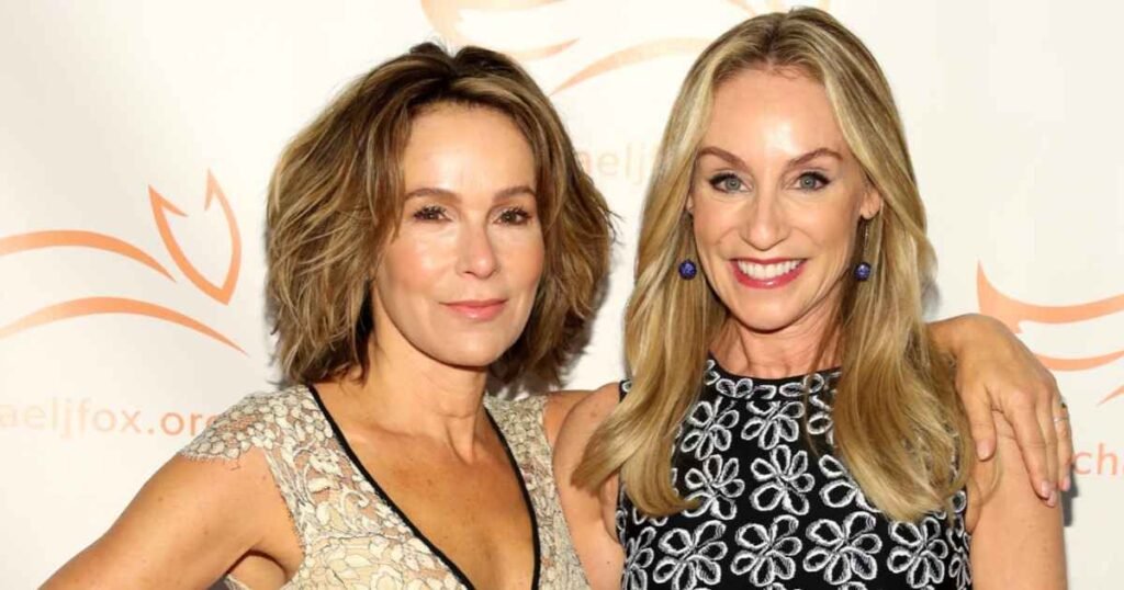 Jennifer Grey Shares Topless Photo With Michael J. Fox’s Wife Tracy Pollan in Racy Birthday Tribute Jennifer Grey Shares Topless Photo With Michael J. Fox’s Wife Tracy Pollan in Racy Birthday Tribute