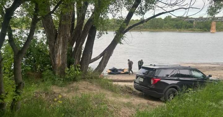 Recovery mission continues for jet skier in South Saskatchewan River Recovery mission continues for jet skier in South Saskatchewan River