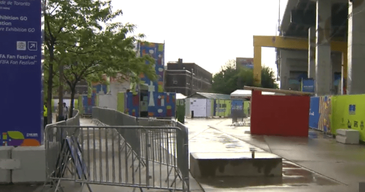 No refunds after Toronto FIFA Fan Festival evacuated over lightning concerns No refunds after Toronto FIFA Fan Festival evacuated over lightning concerns