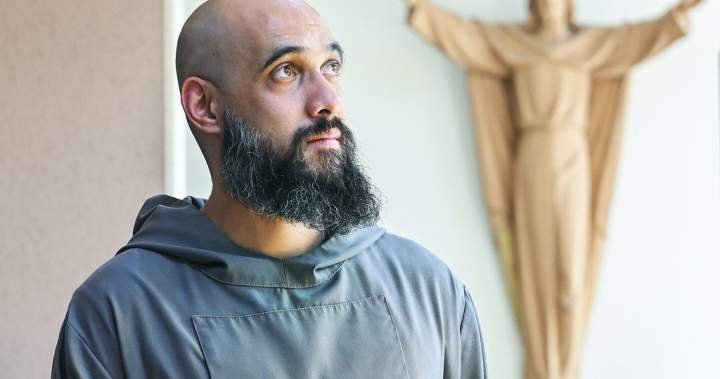 Chaste and obedient: Quebecer goes to priesthood as hopes of religious revival stir Chaste and obedient: Quebecer goes to priesthood as hopes of religious revival stir