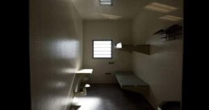 Ontario jail guards appeal for help after report reveals suicide crisis