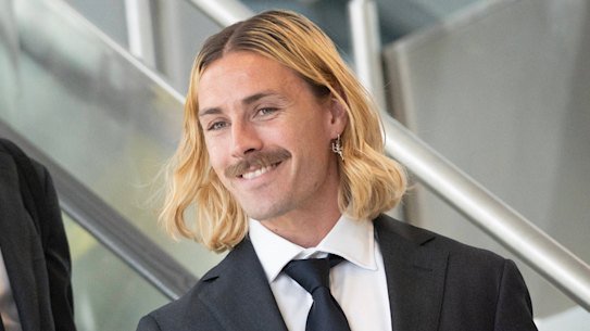 Jackson Irvine arrives at San Francisco airport.