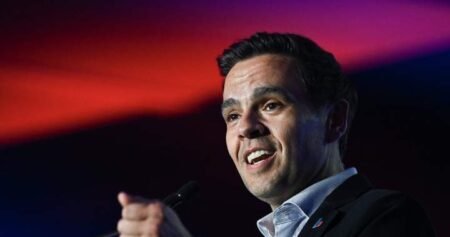 Quebec Liberal Party pitches itself as sole federalist option Quebec Liberal Party pitches itself as sole federalist option