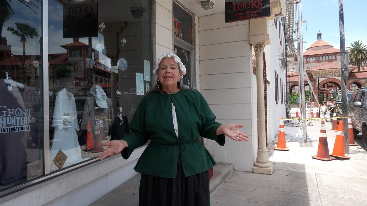 City Walks tour guide