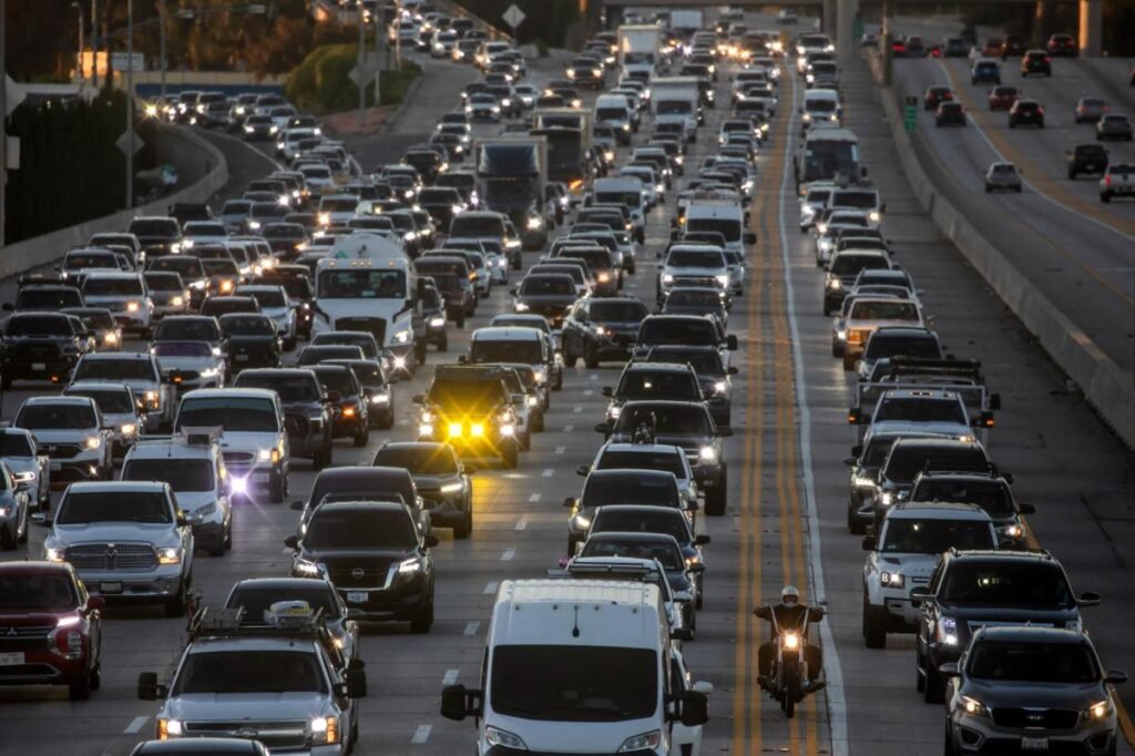 Traffic chaos on LA’s 405 Freeway as police shooting shuts down lanes