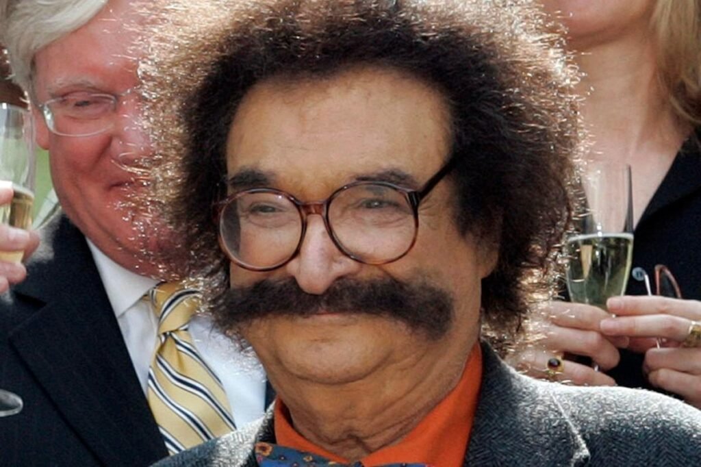 Longtime ‘Today’ show movie critic Gene Shalit dies ‘peacefully’ at 100 Longtime ‘Today’ show movie critic Gene Shalit dies ‘peacefully’ at 100