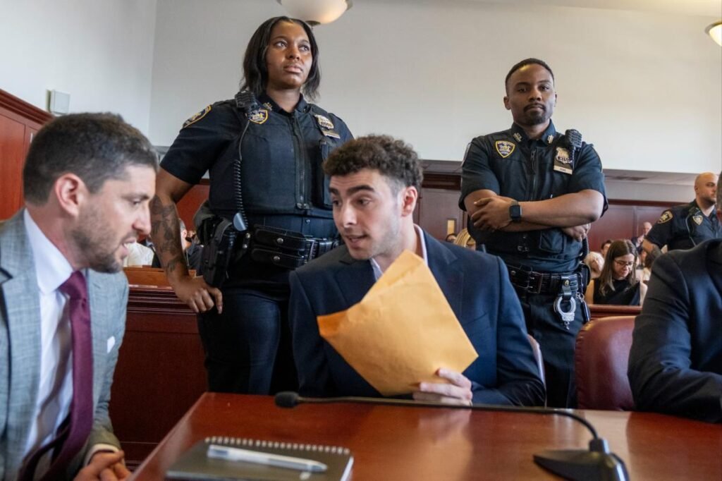 Luigi Mangione will argue insanity defense in state trial for UnitedHealthcare CEO murder Luigi Mangione will argue insanity defense in state trial for UnitedHealthcare CEO murder