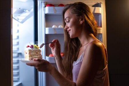 Survey reveals Americans’ most common snacking confessions Survey reveals Americans’ most common snacking confessions