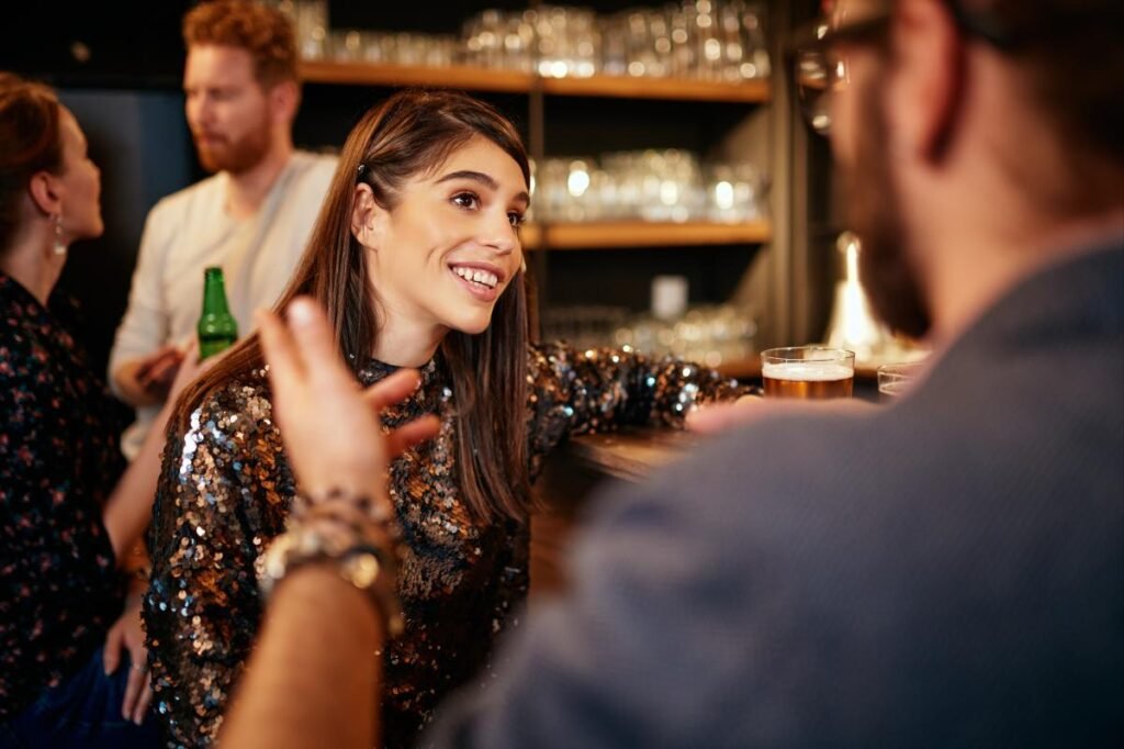 Desperate singles beg ‘cute men’ to approach them at bars: ‘Can y’all please start going out?’ Desperate singles beg ‘cute men’ to approach them at bars: ‘Can y’all please start going out?’