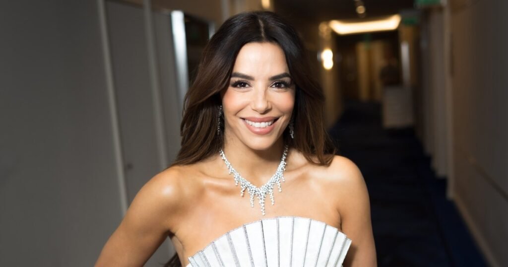 Eva Longoria’s Slimming White Dress Hugs Curves in All the Right Places — And Amazon Has a Twin Eva Longoria’s Slimming White Dress Hugs Curves in All the Right Places — And Amazon Has a Twin