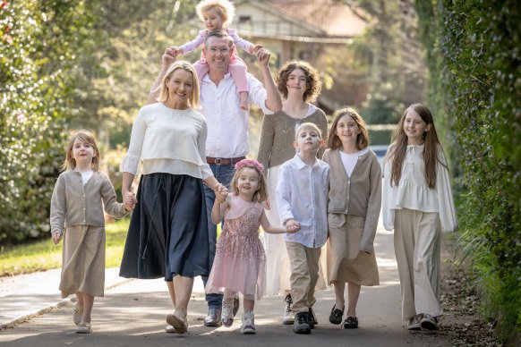 Helen says there are countless daily challenges that come with having a large family. 