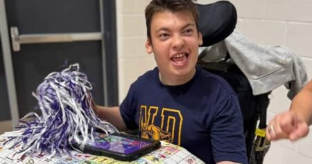 Red Deer high school students come together to help classmate fighting cancer