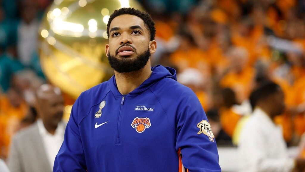 Knicks star Karl-Anthony Towns rejects Mike Brown’s officiating criticism: ‘We didn’t execute’ Knicks star Karl-Anthony Towns rejects Mike Brown’s officiating criticism: ‘We didn’t execute’