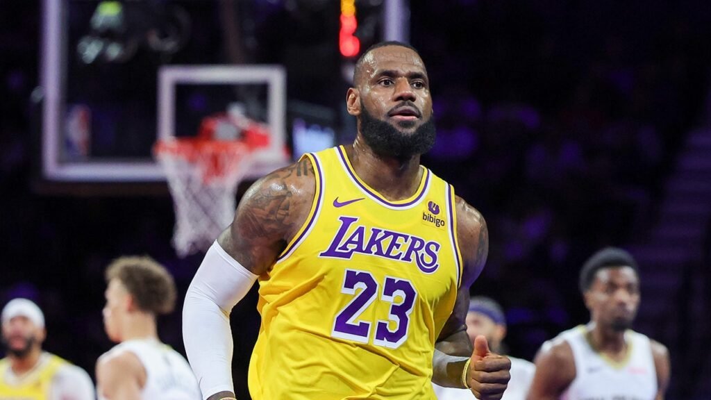 LeBron James signals Lakers loyalty as ESPN insider says Lakers deal talks are underway