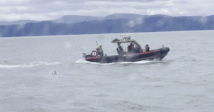 B.C. couple who saved 3 people after boat sinking say ‘wear your life-jacket’
