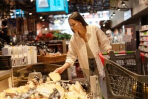 One person dead — and others hospitalized — in listeria outbreak linked to recalled cheese One person dead — and others hospitalized — in listeria outbreak linked to recalled cheese