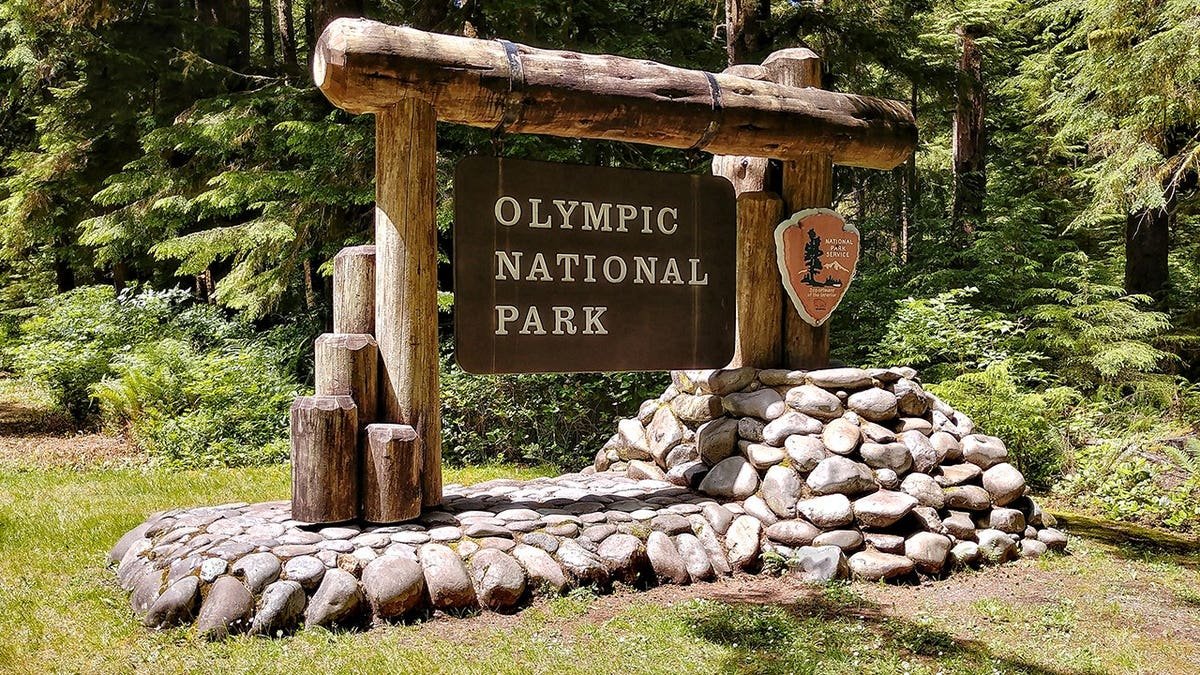 Olympic National Park Washington welcome sign at park entrance