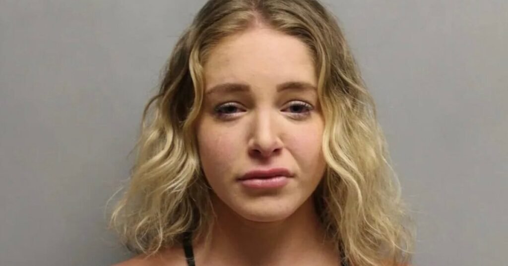 OnlyFans Model Courtney Clenney’s Defense Has Inspected Murder Weapons Ahead of Trial OnlyFans Model Courtney Clenney’s Defense Has Inspected Murder Weapons Ahead of Trial