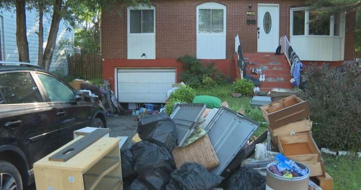 ‘Catastrophe’: Montreal’s West Island residents continue cleanup after heavy flooding ‘Catastrophe’: Montreal’s West Island residents continue cleanup after heavy flooding