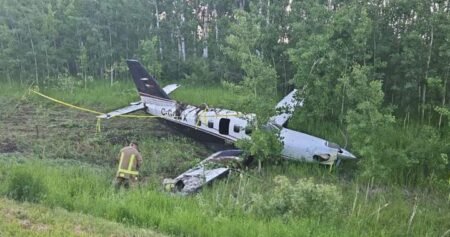 Plane makes emergency landing on Manitoba highway: RCMP