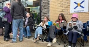 N.S. library users hold ‘read-in’ to protest closures, MLA says anger misdirected N.S. library users hold ‘read-in’ to protest closures, MLA says anger misdirected