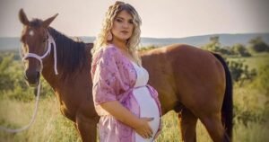 Taylor Parker’s Family Guide: Everything to Know About Her Kids, Mom, Brother and More