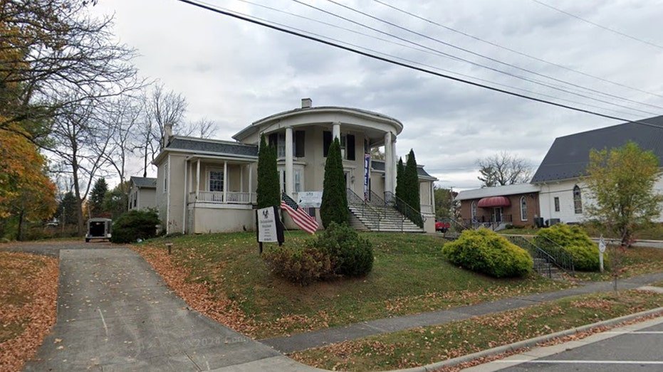 Virginia octagon home