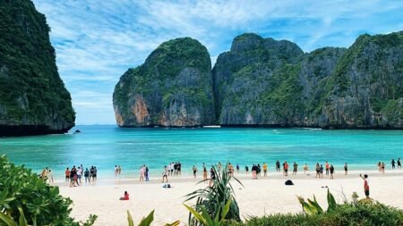How to fly to Asia from Europe for less