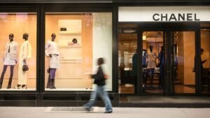 Italian police conduct raids on luxury brands in labour abuse probe Italian police conduct raids on luxury brands in labour abuse probe