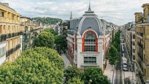Former 1910s cinema in San Sebastián transformed into stunning hotel Former 1910s cinema in San Sebastián transformed into stunning hotel