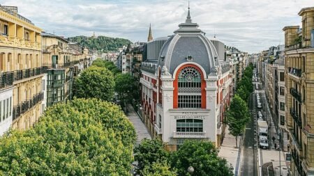 Former 1910s cinema in San Sebastián transformed into stunning hotel Former 1910s cinema in San Sebastián transformed into stunning hotel