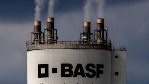 Green groups say EU-backed chemical alliance puts polluters first Green groups say EU-backed chemical alliance puts polluters first