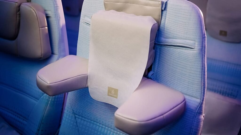 Emirates unveils ‘game-changing’ headrest across economy class Emirates unveils ‘game-changing’ headrest across economy class
