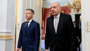 Euronews explains: can Magyar remove president Sulyok from office?