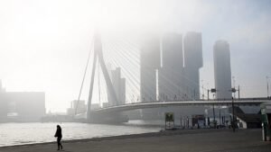 Two trams collide on Rotterdam’s Erasmus Bridge, injuring 15 Two trams collide on Rotterdam’s Erasmus Bridge, injuring 15