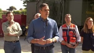 Pedro Sánchez: “The scale of the disaster we are living through is very hard to accept” Pedro Sánchez: “The scale of the disaster we are living through is very hard to accept”