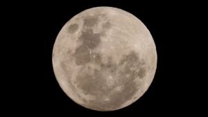 NASA says SpaceX rocket debris could hit the Moon NASA says SpaceX rocket debris could hit the Moon