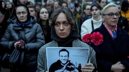 EU blacklists six people involved in Navalny assassination EU blacklists six people involved in Navalny assassination