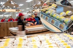 Buc-ee’s employee reveals what happens to tons of leftover food: ‘CEOs should be ashamed’ Buc-ee’s employee reveals what happens to tons of leftover food: ‘CEOs should be ashamed’