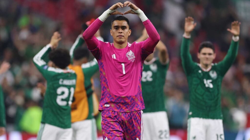 Mexico Breaks 40-Year Curse In World Cup Knockout Stage Win vs. Ecuador Mexico Breaks 40-Year Curse In World Cup Knockout Stage Win vs. Ecuador